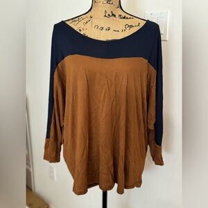 Lush Scoop Back 3/4 Batwing Sleeve Blouse